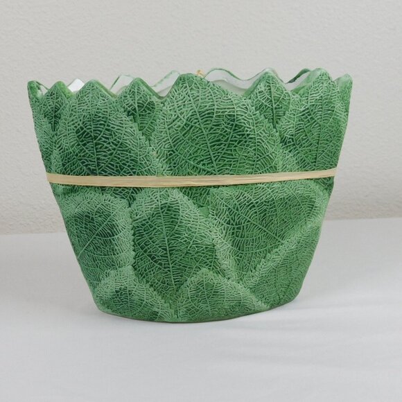 Green Leaves Design Embossed Decorative Display Tabletop Indoor/Outdoor Vase Bow - Picture 3 of 9